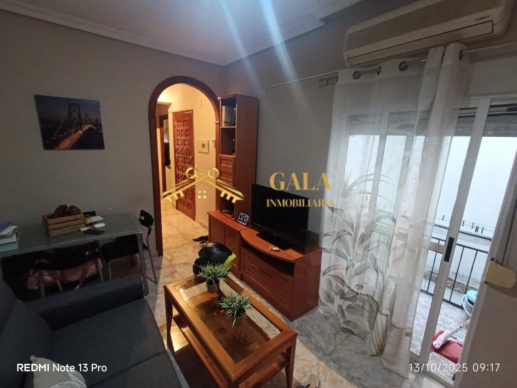 Living room of Apartment for sale in Cáceres Capital