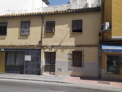 Exterior view of House or chalet for sale in Lucena  with Air Conditioner and Heating