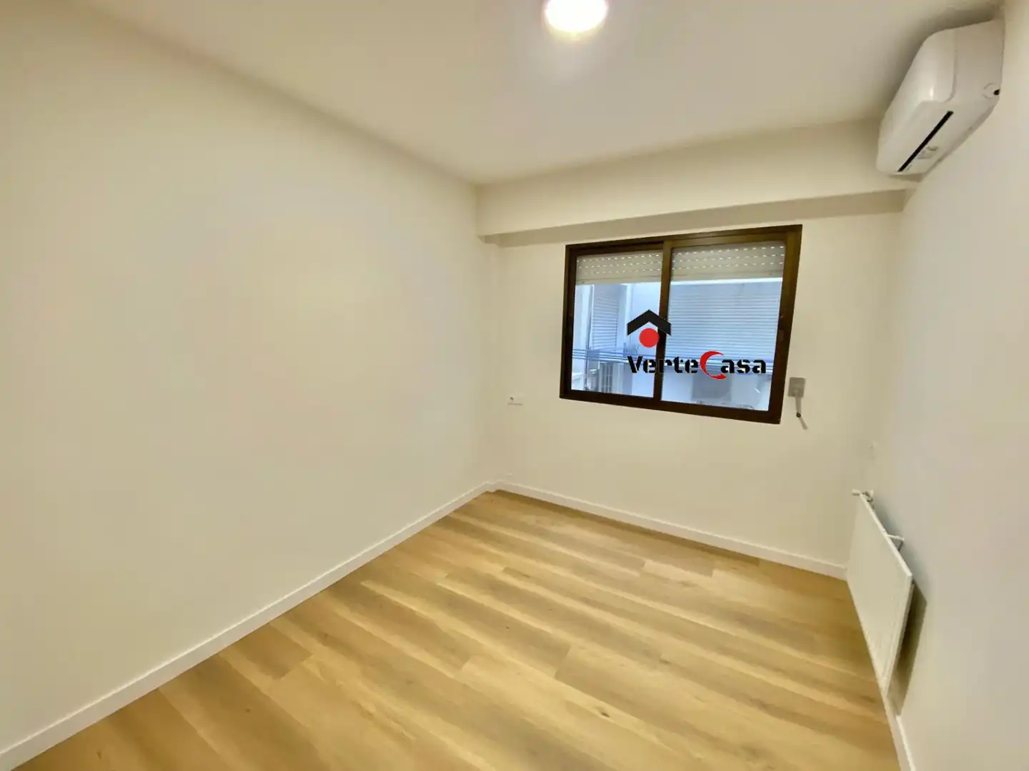 Habitación de Piso de alquiler en Valencia con Aire acondicionado, Calefacción y Parquet