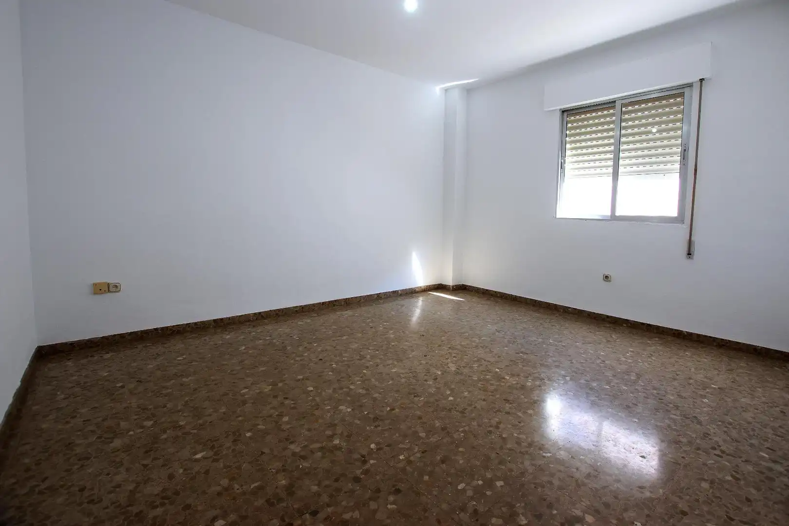 Dormitori de Casa adosada en venda en Montijo amb Aire condicionat, Jardí privat i Traster