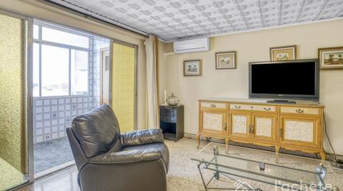 Foto 3 de Piso en venta en Carrer Nou D'octubre, Beniopa - Sant Pere, Valencia