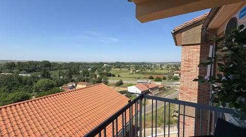 Foto 4 de Apartament en venda a Calle Colonia Los Almendros, Ciudad Rodrigo, Salamanca