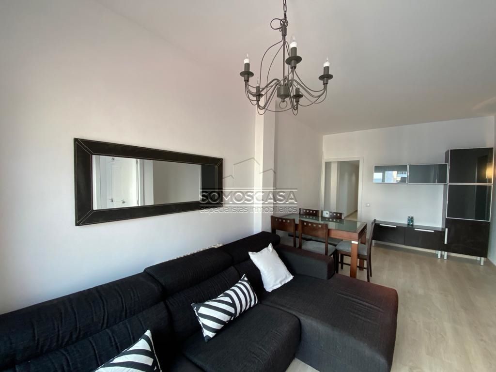 Living room of Flat to rent in  Barcelona Capital  with Heating, Terrace and Furnished