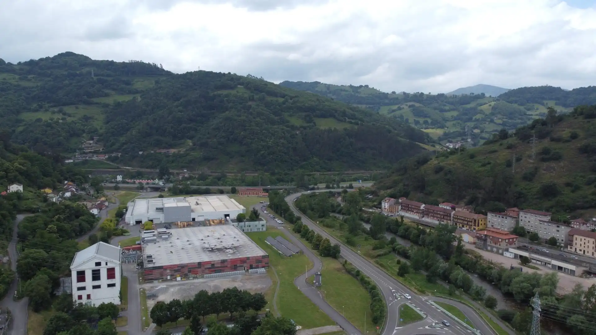 Vista exterior de Casa o xalet en venda en Mieres (Asturias)