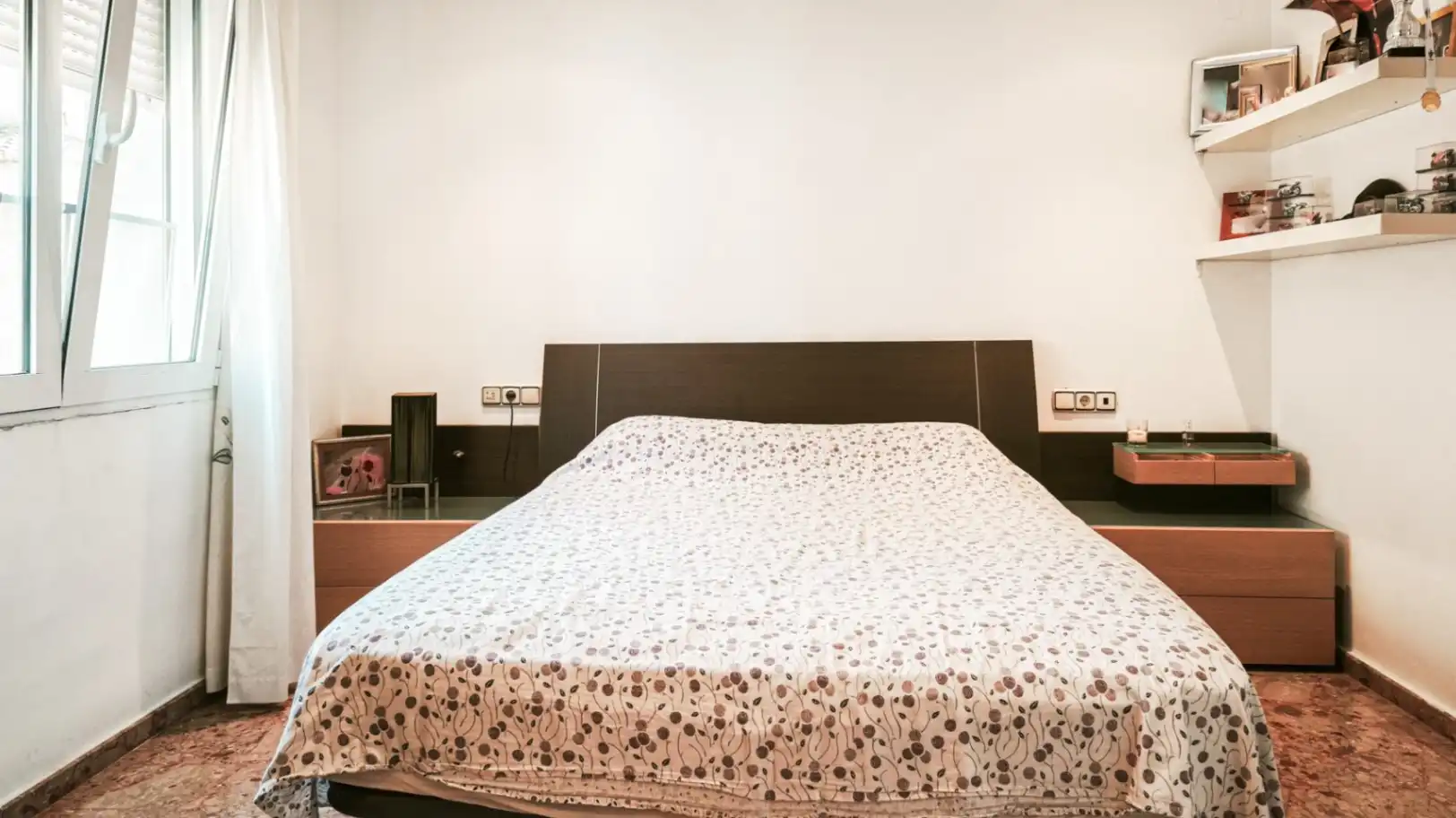Schlafzimmer von Haus oder Chalet zum Verkauf in Oliva mit Klimaanlage, Heizung und Terrasse