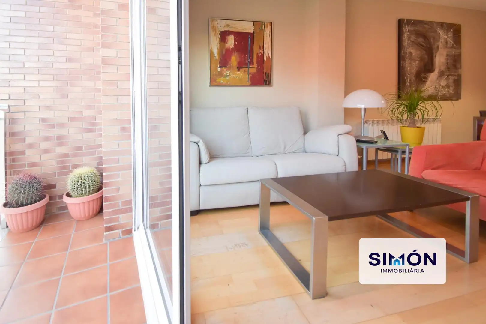 Living room of Flat for sale in Manresa  with Air Conditioner, Heating and Storage room