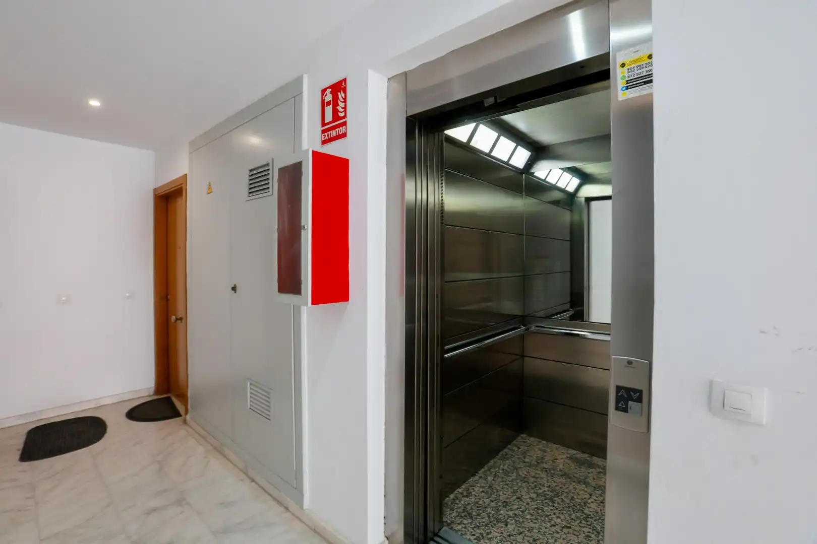 Planta baja en venta en Málaga con Aire acondicionado, Calefacción y Alarma
