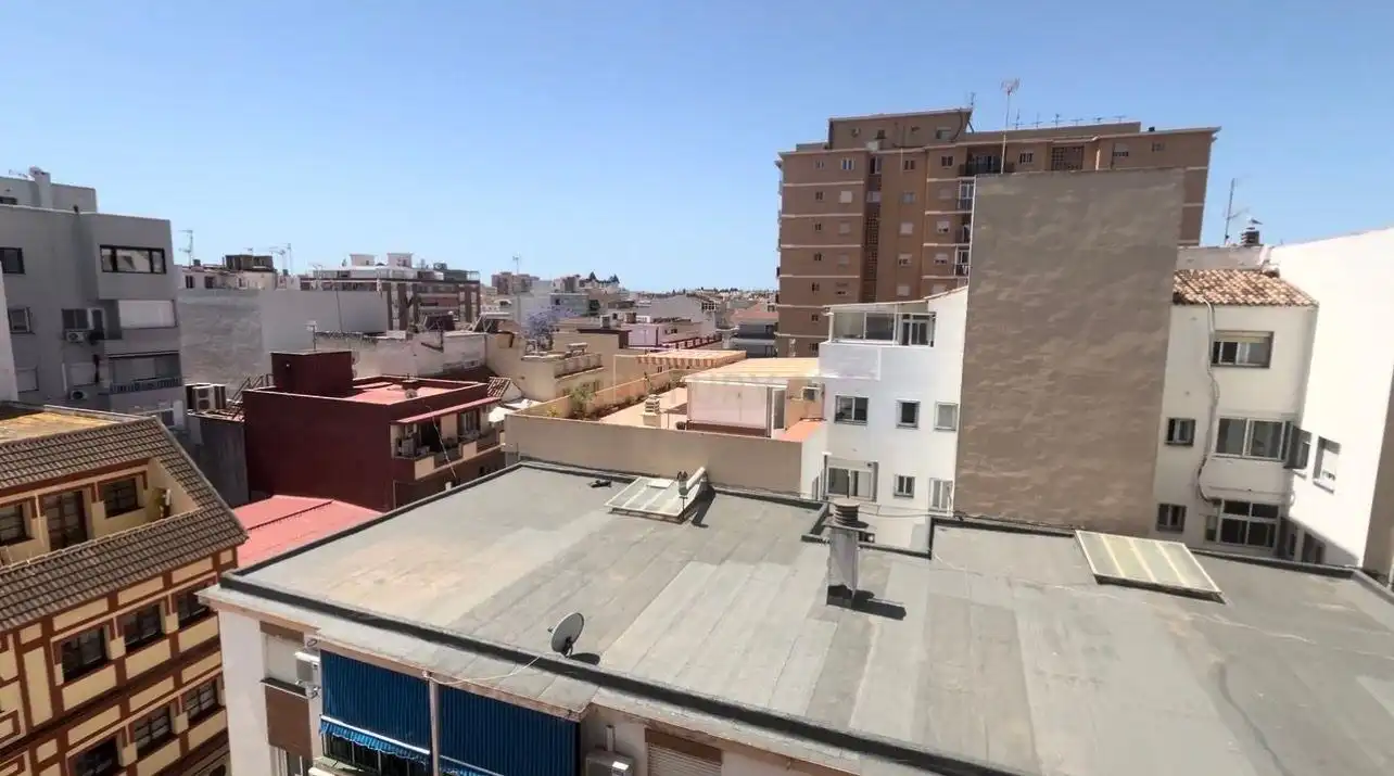 Apartament amb terrassa en venda a C. San Pancracio, 5, 29640 Fuengirola, Málaga, Spain 3, imagen 15