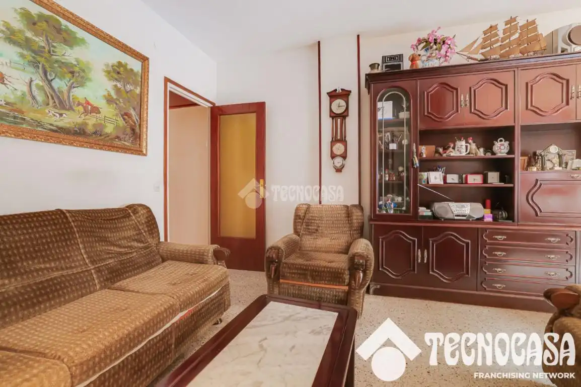 Flat with terrace for sale in Sant Andreu, imagen 2