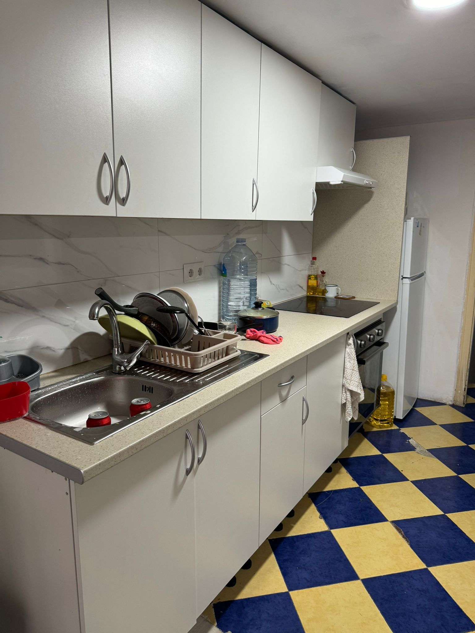 Kitchen of Premises for sale in L'Hospitalet de Llobregat