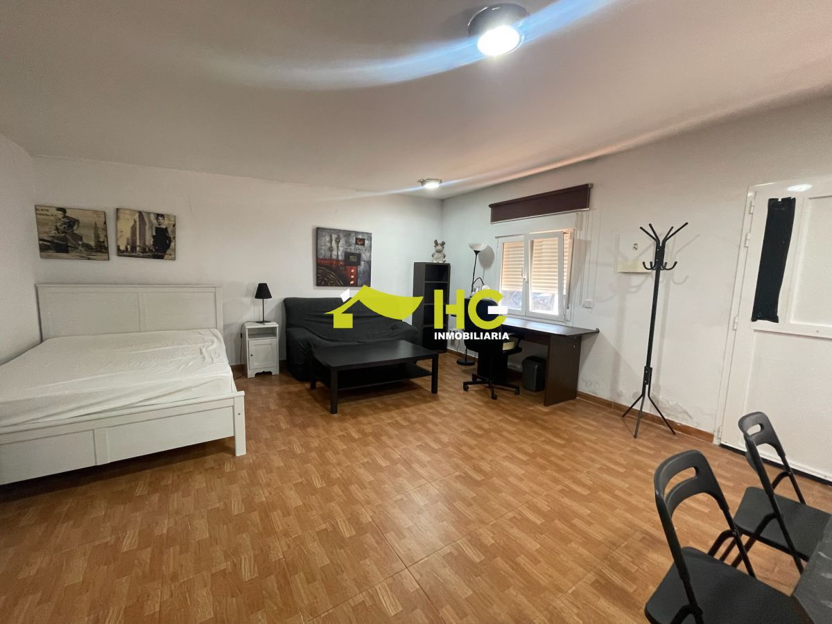 Habitación de Apartamento de alquiler en Villaviciosa de Odón con Aire acondicionado, Calefacción y Amueblado