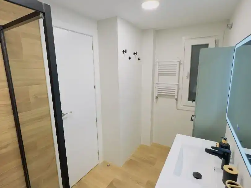 Badezimmer von Wohnung zur Miete in Alcalá de Henares