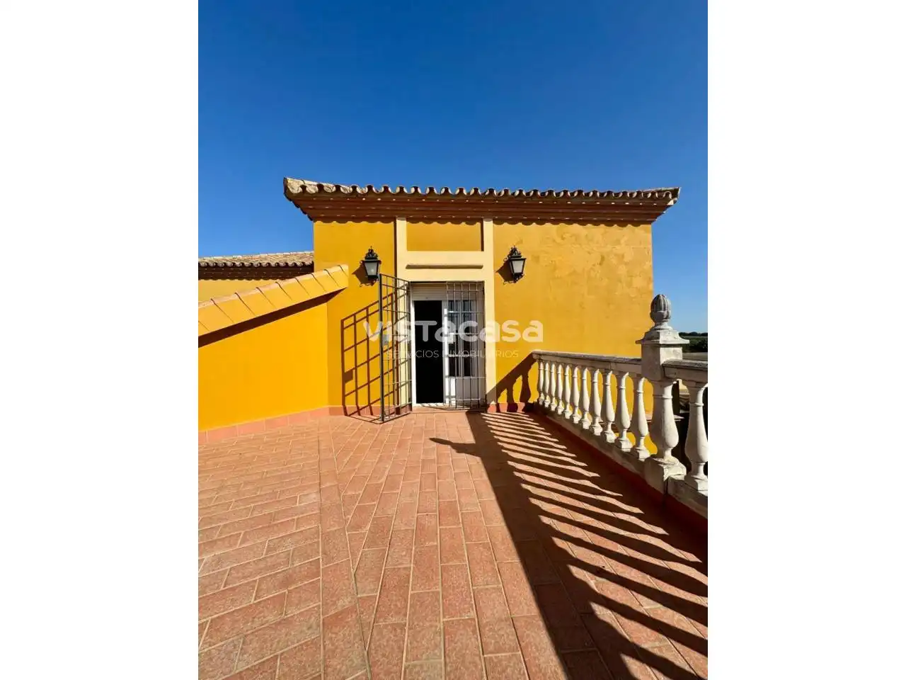 Terrassa de Casa o xalet en venda en Mairena del Alcor amb Aire condicionat, Calefacció i Jardí privat