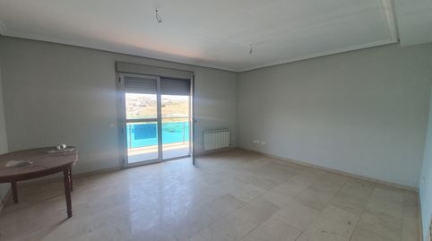 Foto 2 de Piso en venta en Avenida Mariana Pineda, 35, Guadix, Granada