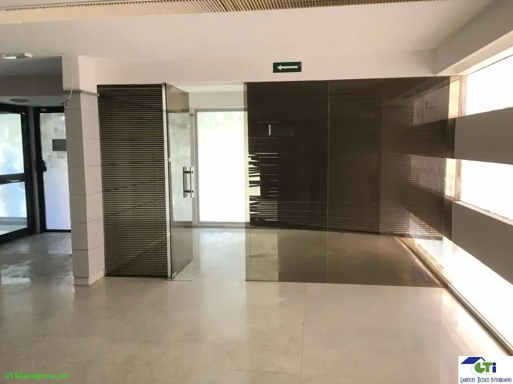 Local de alquiler en Zaragoza