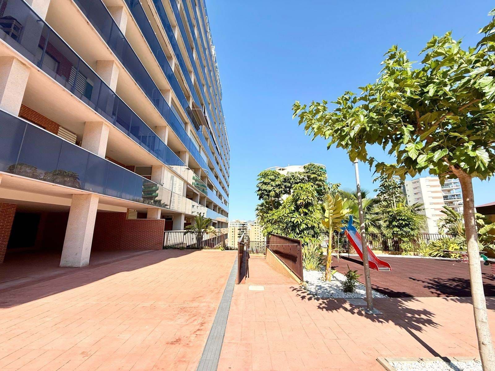 Exterior view of Flat for sale in Villajoyosa / La Vila Joiosa  with Air Conditioner, Heating and Terrace