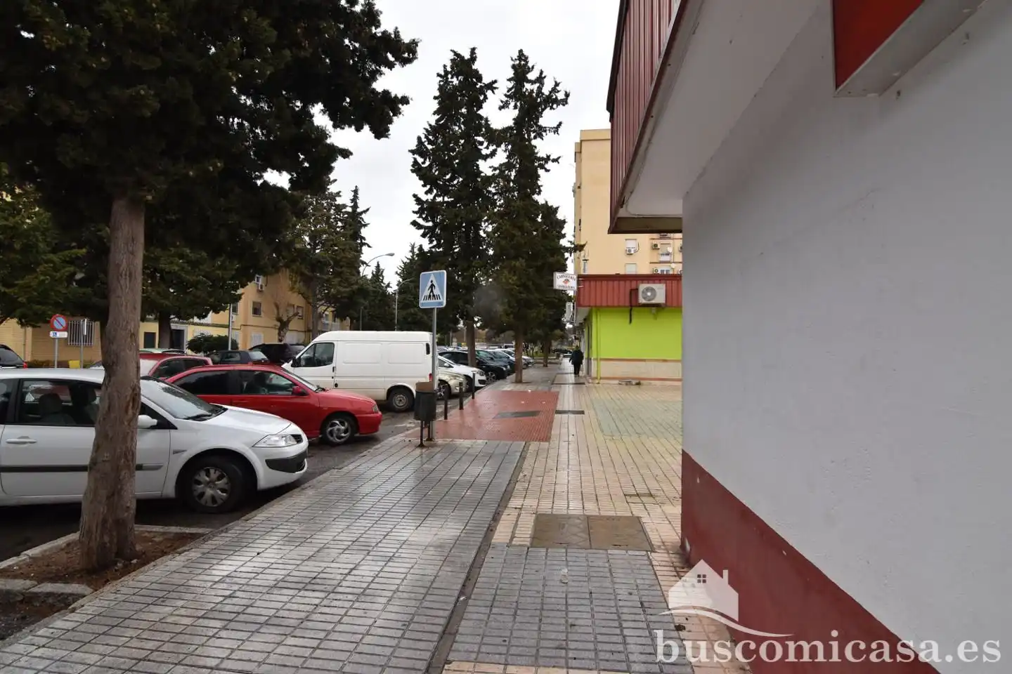 Parkplatz von Geschaftsraum zur Miete in Linares mit Klimaanlage