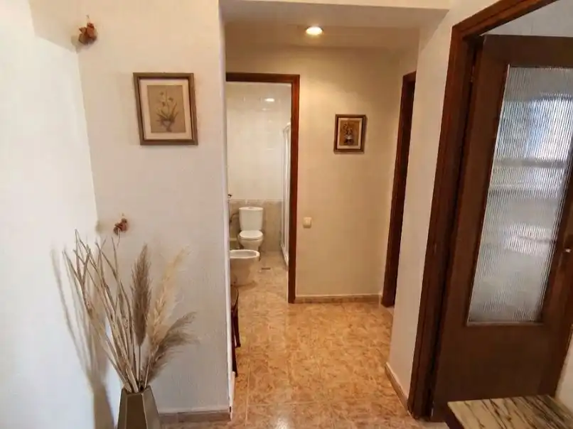 Baño de Piso en venta en Almería con Aire acondicionado, Calefacción y Amueblado