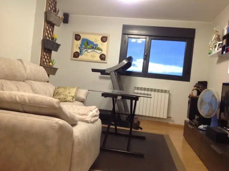 Sala de estar de Piso en venta en Santo Domingo de la Calzada con Calefacción, Parquet y Trastero