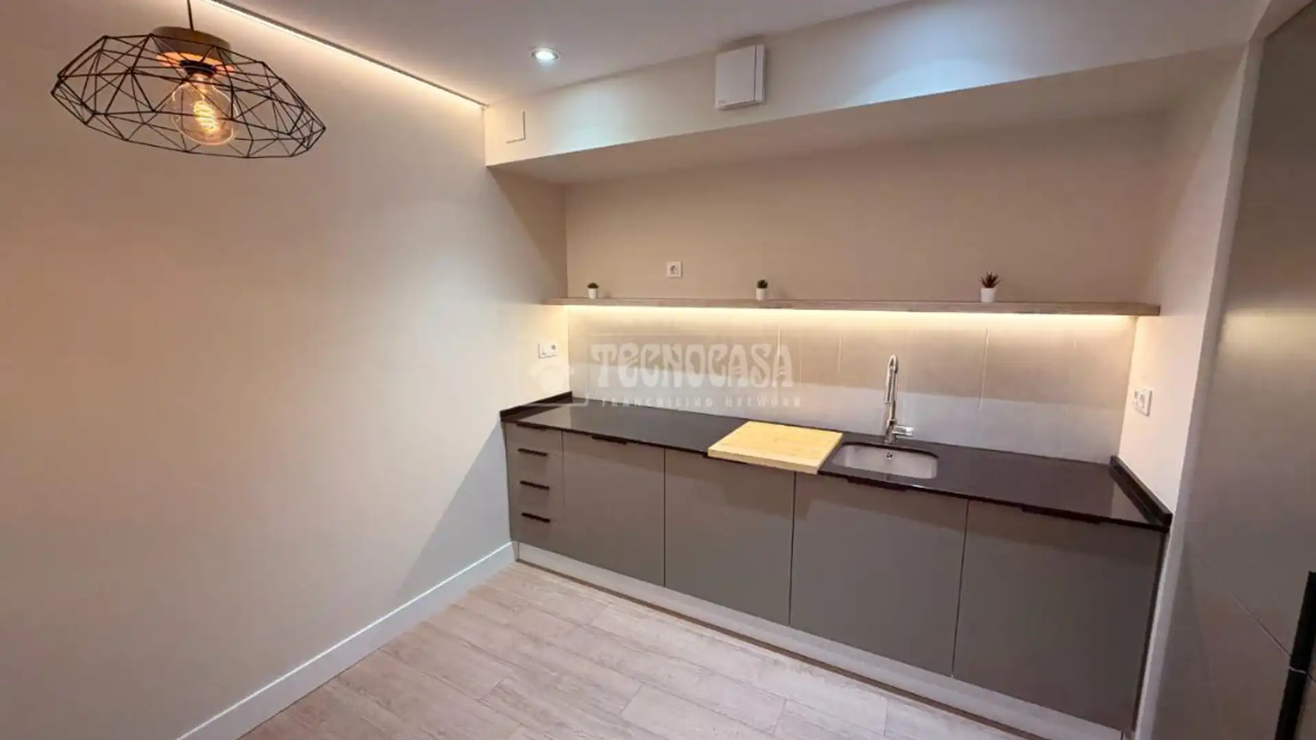 Kitchen of Flat for sale in  Barcelona Capital  with Air Conditioner and Heating