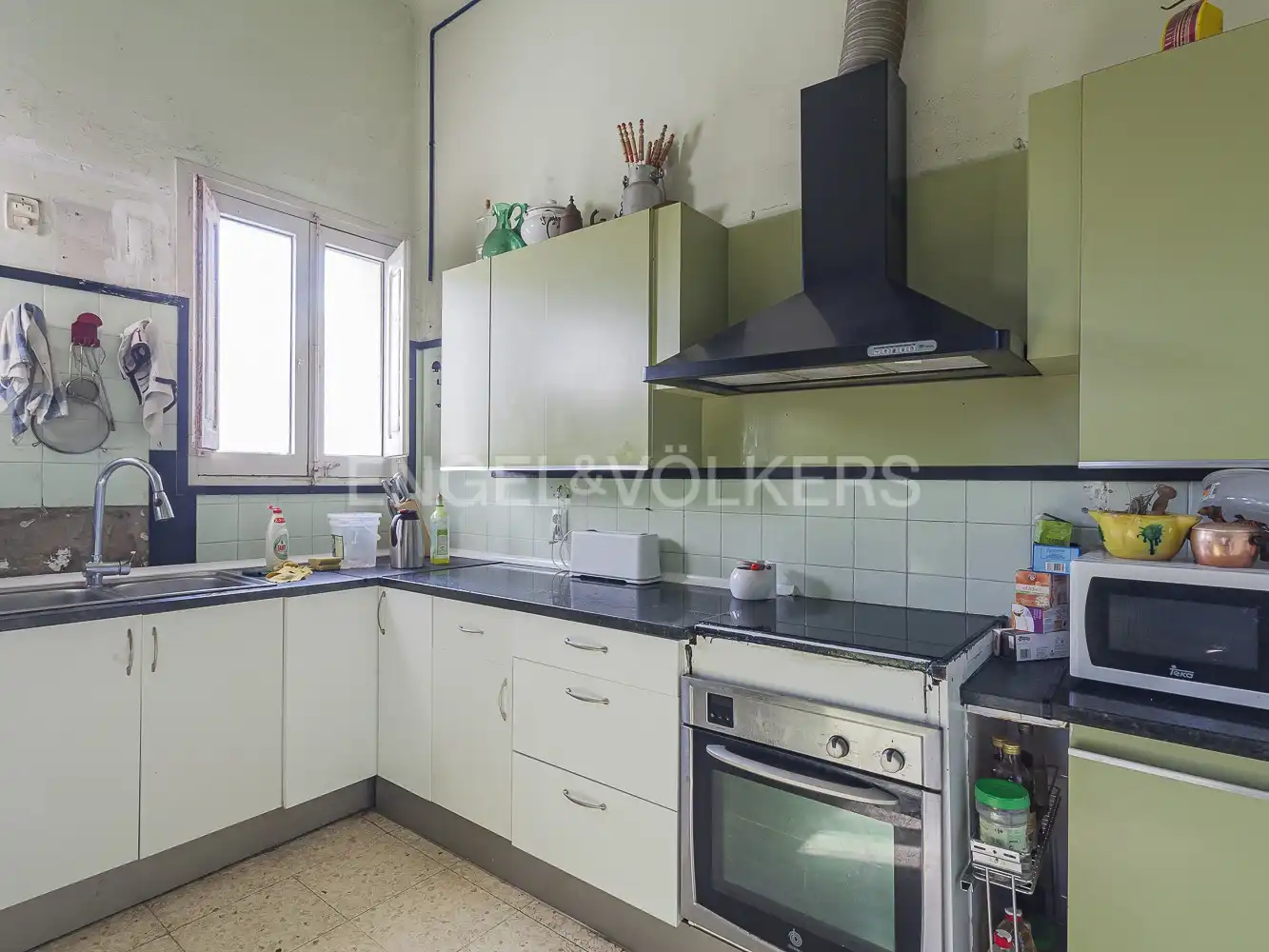 Cocina de Casa o chalet en venta en Viladecavalls con Aire acondicionado, Calefacción y Jardín privado