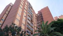 Vista exterior de Pis en venda en Las Palmas de Gran Canaria