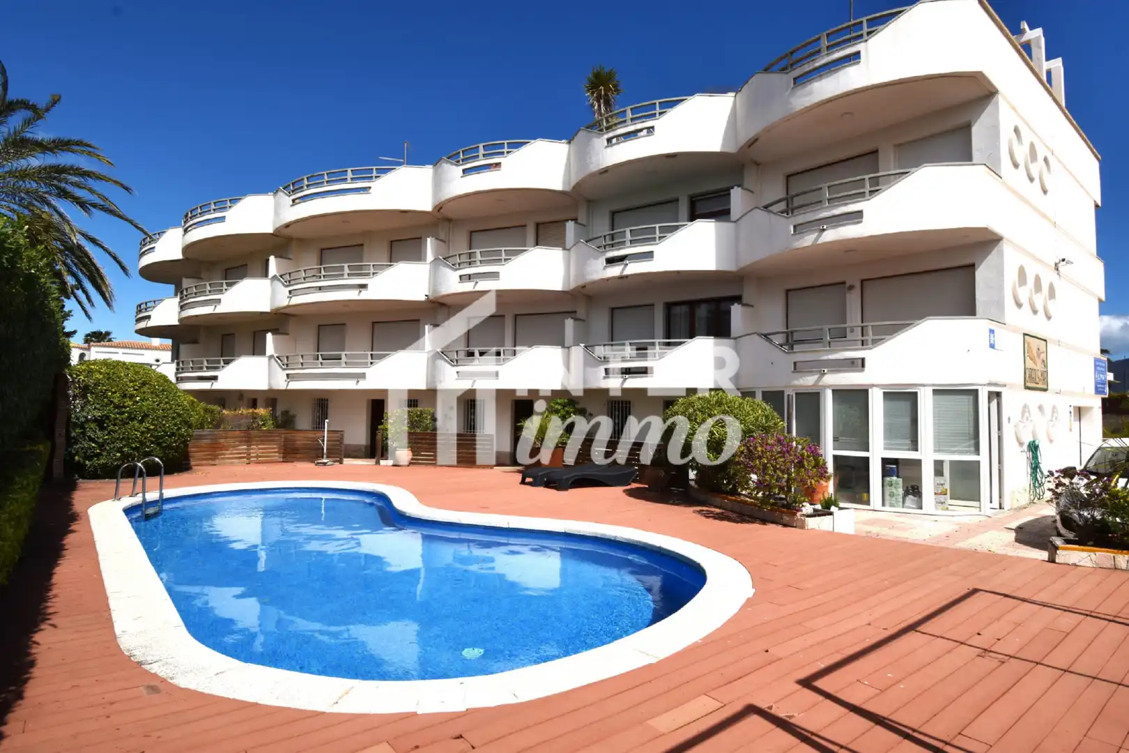 Casa con piscina en venta en Sector Salins 1era linea