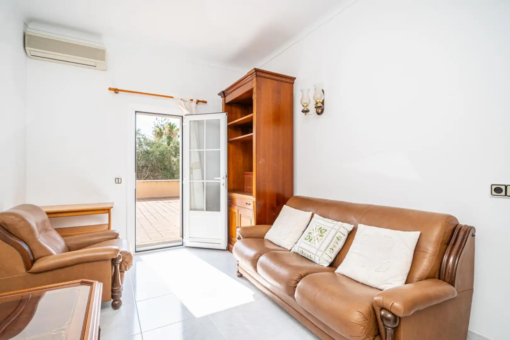 Sala d'estar de Casa o xalet en venda en Marratxí amb Aire condicionat, Calefacció i Jardí privat