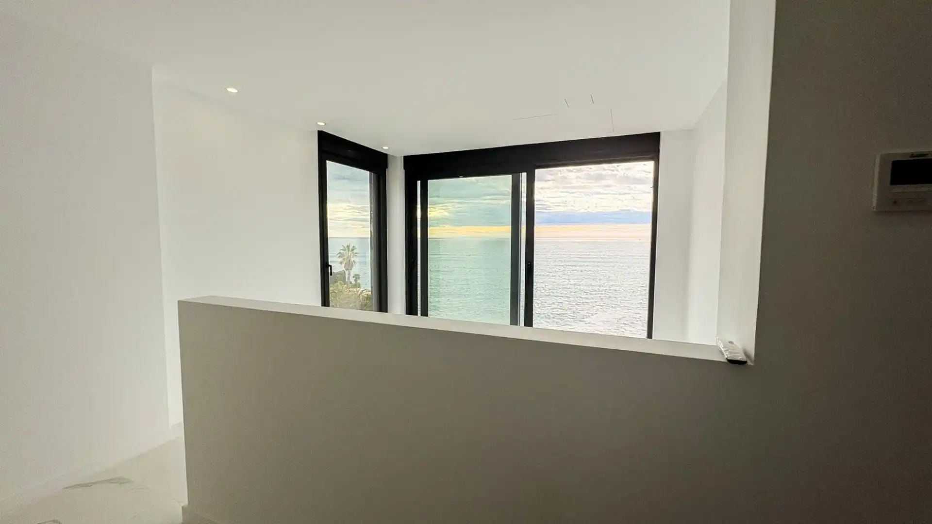 Terraza de Casa o chalet en venta en El Campello con Aire acondicionado, Calefacción y Jardín privado