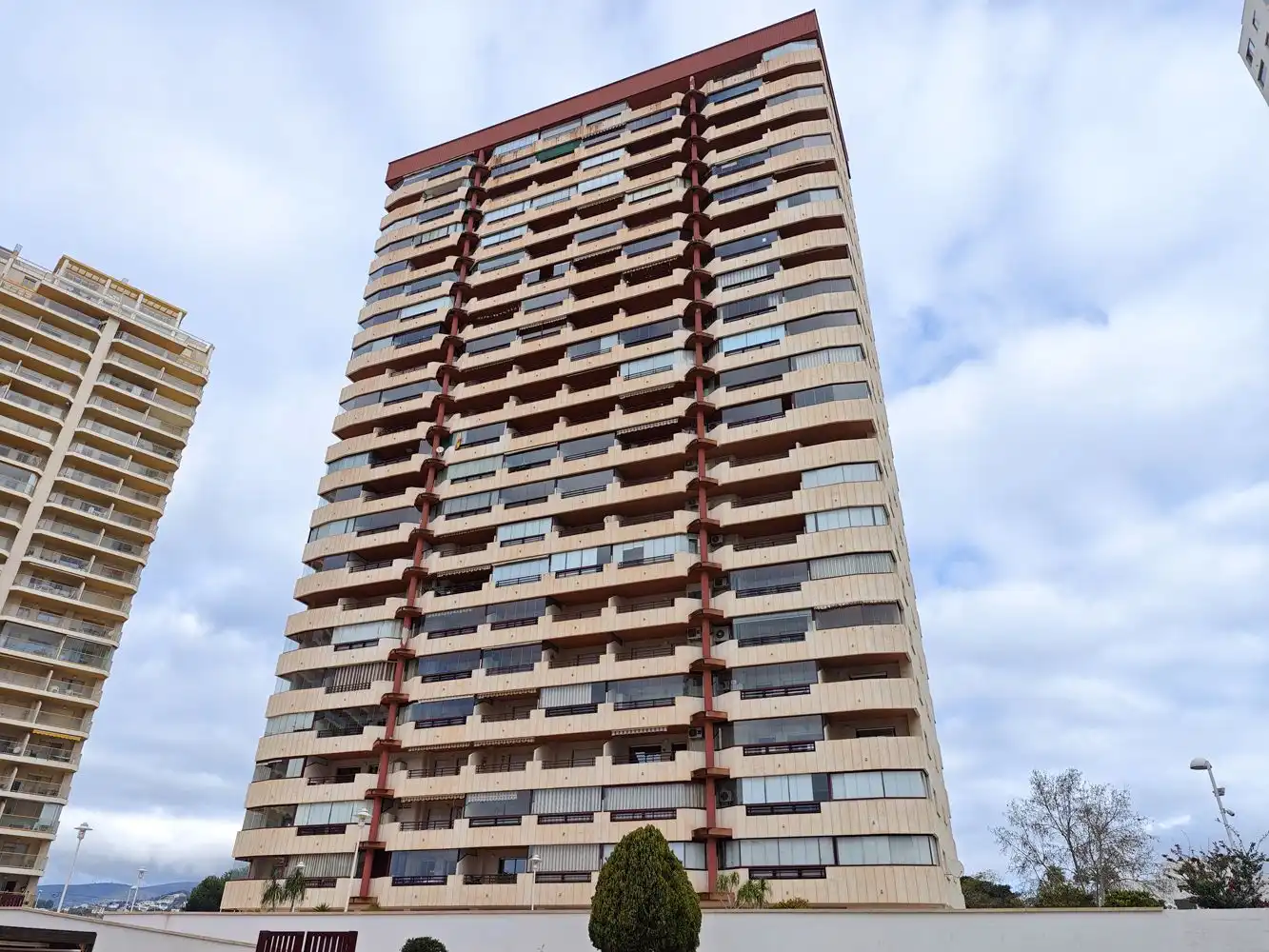 Vista exterior de Apartamento en venta en Calpe / Calp con Aire acondicionado, Calefacción y Jardín privado