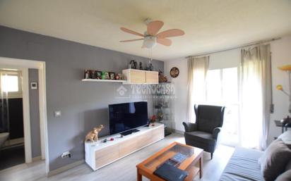 Living room of Flat to rent in  Madrid Capital  with Air Conditioner, Heating and Terrace