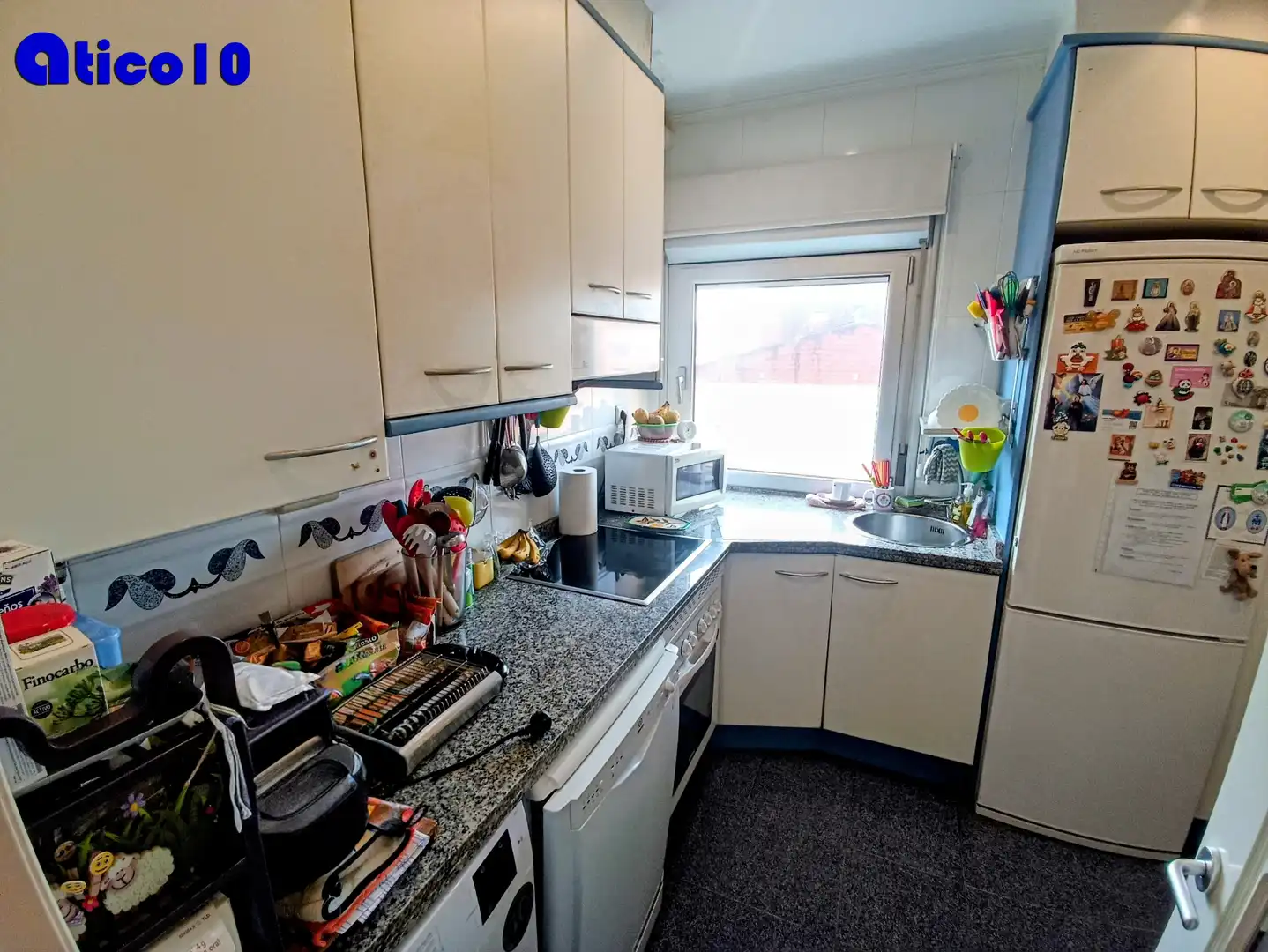 Kitchen of Attic for sale in Oviedo   with Heating, Parquet flooring and Terrace
