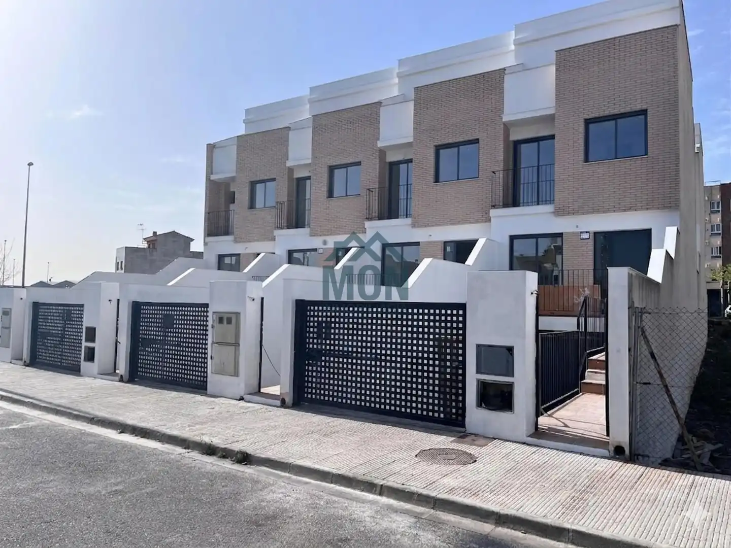 Vista exterior de Casa adosada en venta en Onda con Aire acondicionado, Calefacción y Terraza