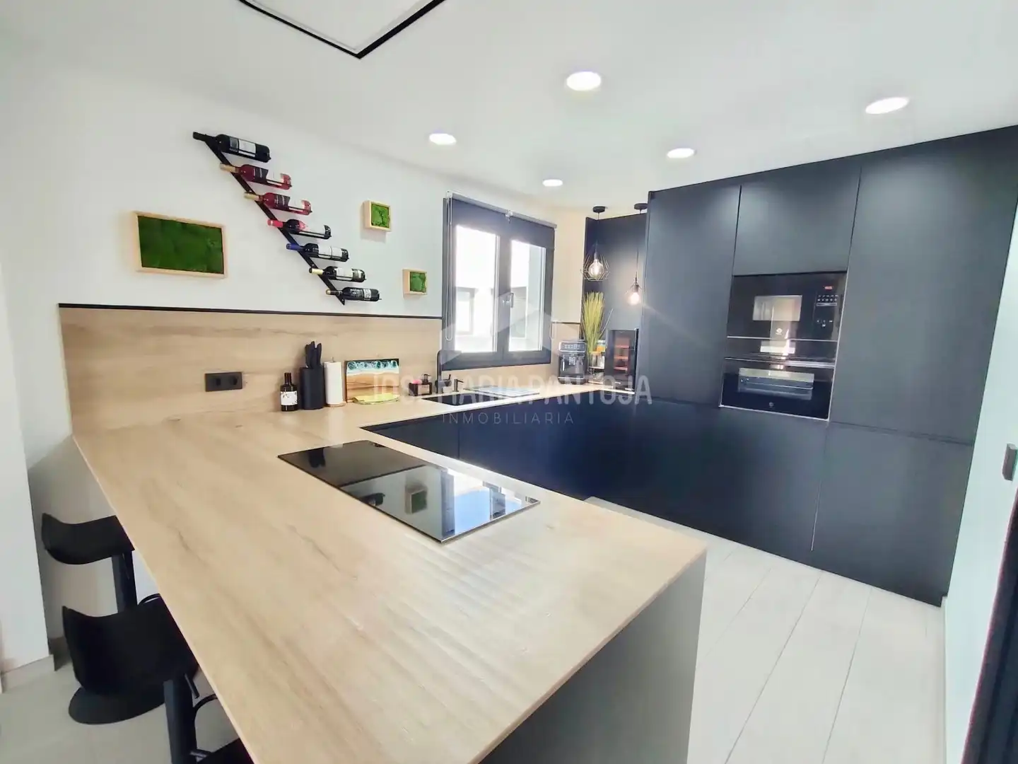 Kitchen of Flat for sale in Jerez de la Frontera  with Air Conditioner, Heating and Private garden