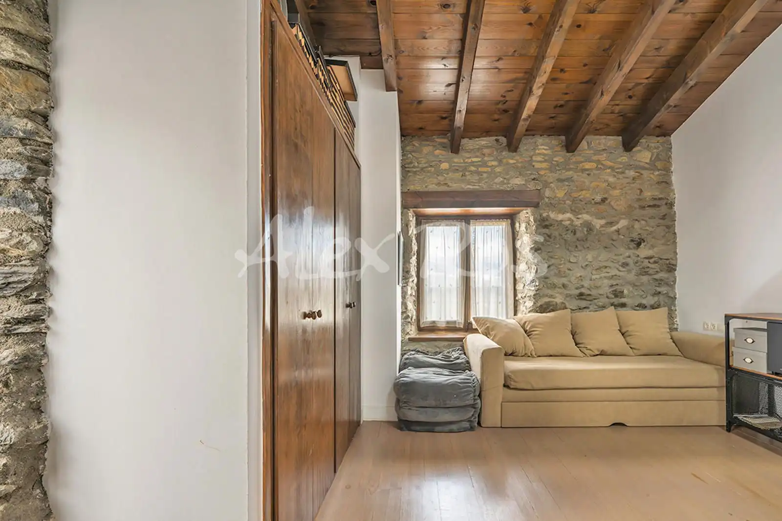 Sala de estar de Casa o chalet en venta en Fontanals de Cerdanya con Piscina y Piscina comunitaria