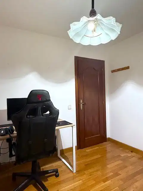 Wohnung zum Verkauf in Sant Boi de Llobregat mit Klimaanlage, Heizung und Parkett
