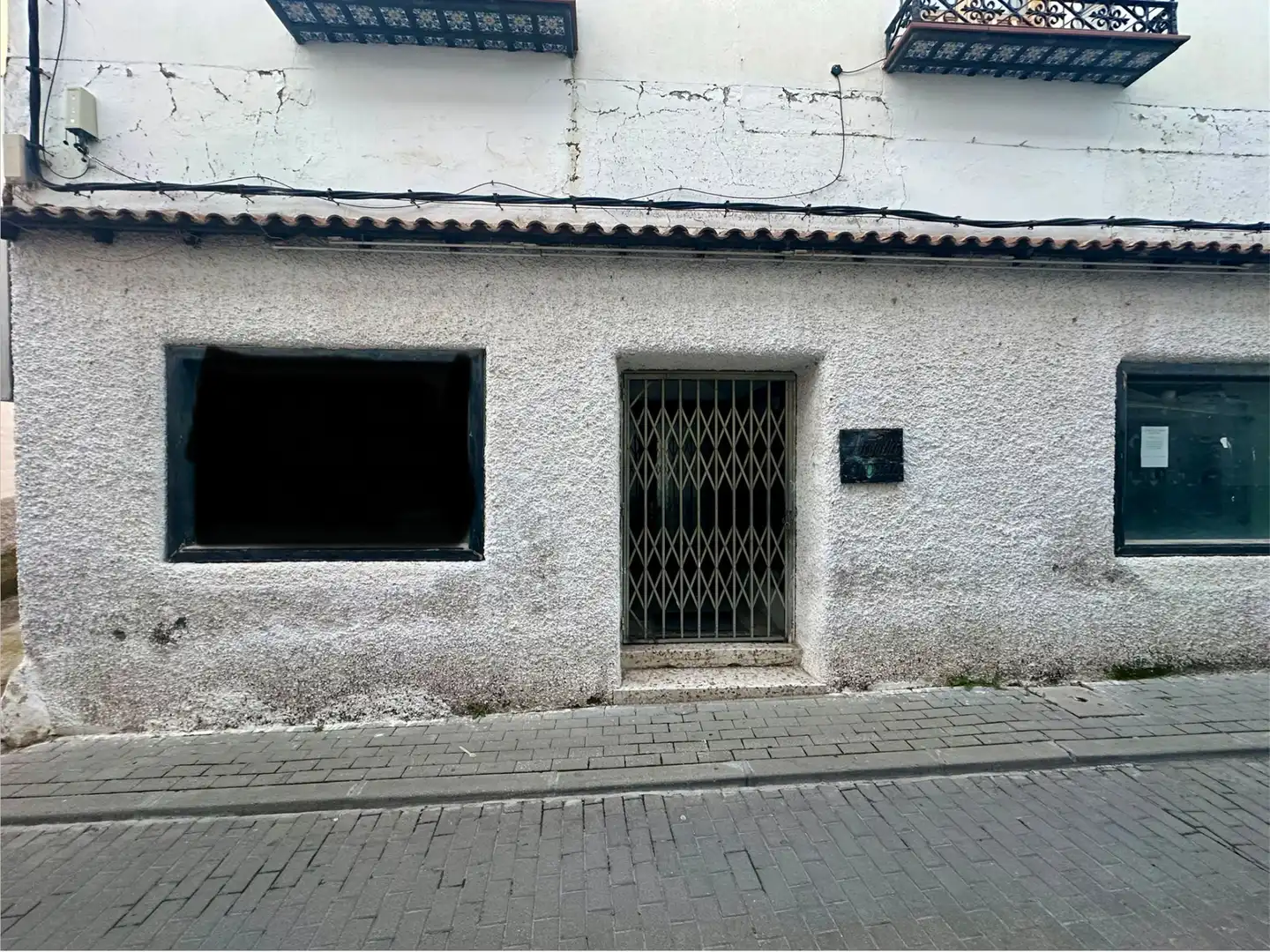 Locale commerciale in affitto a Calle de Teresa Fuentes Camacho, imagen 4