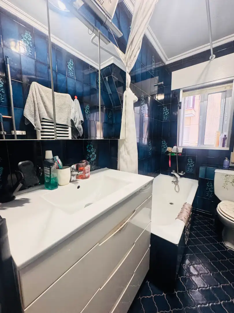 Baño de Piso en venta en Valladolid con Calefacción, Parquet y Amueblado