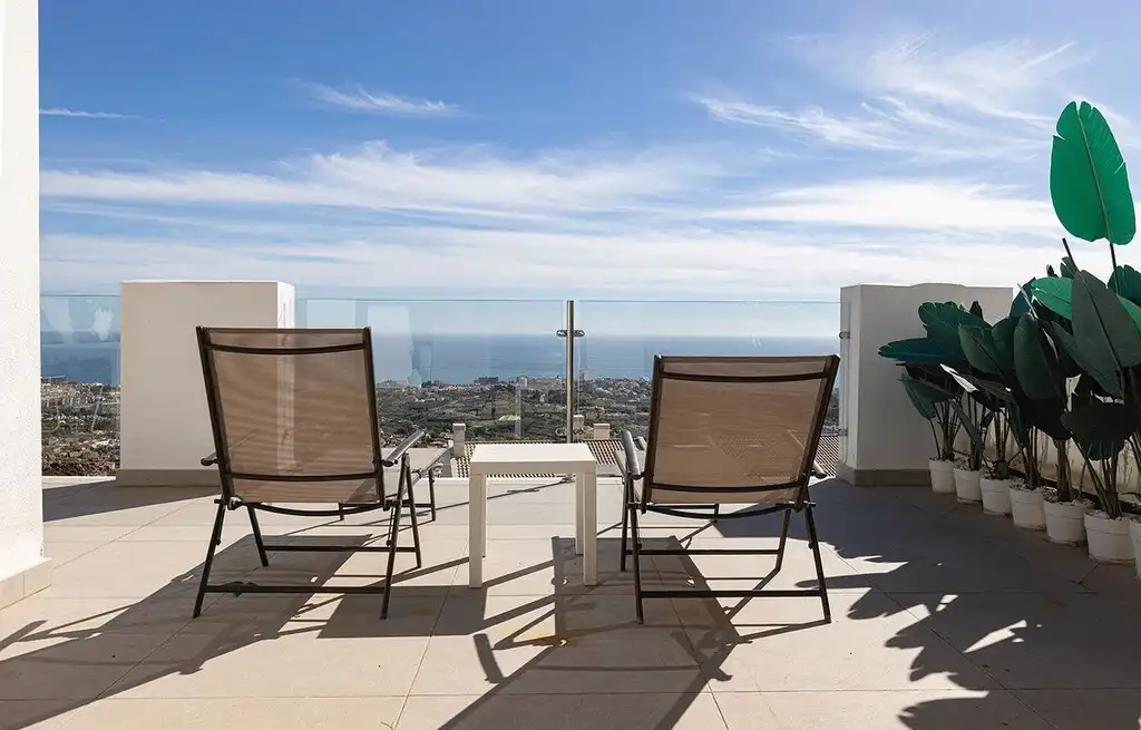 Terrace of Duplexes for sale in Benalmádena  with Air Conditioner, Heating and Terrace