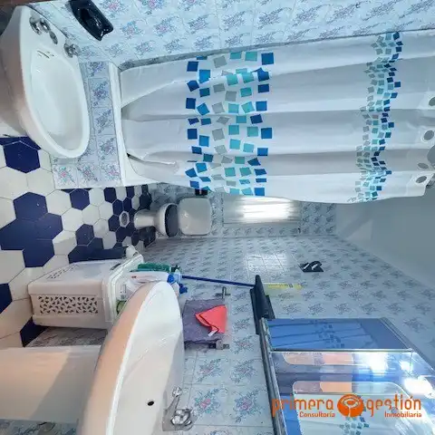 Baño de Piso en venta en Sevilla con Trastero