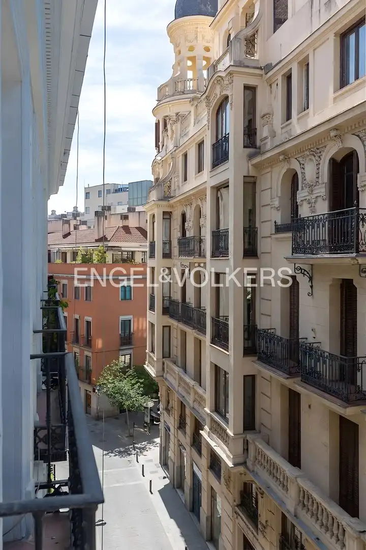 Terrassa de Pis en venda en Madrid amb Aire condicionat, Calefacció i Parquet