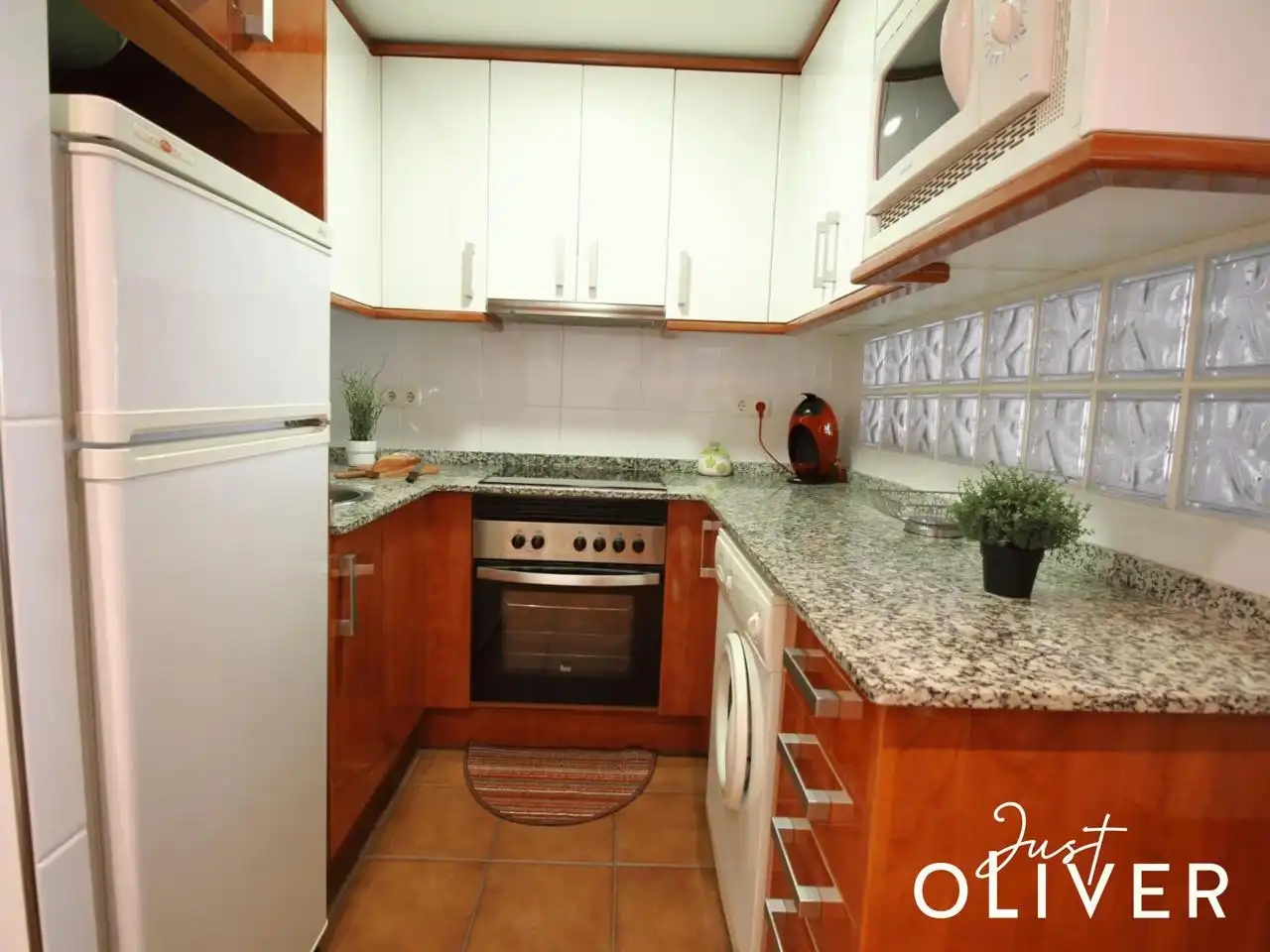 Cocina de Apartamento en venta en Salou con Terraza, Trastero y Amueblado