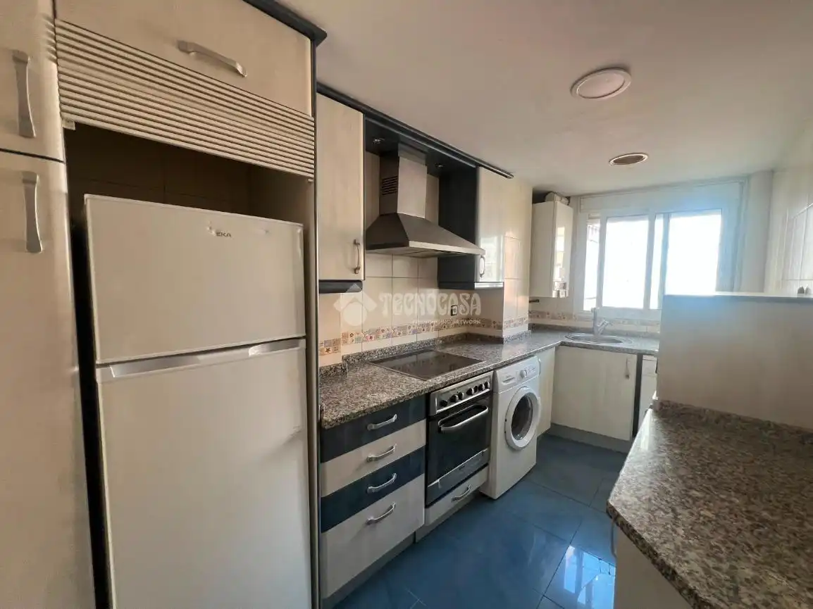 Kitchen of Flat for sale in Zaragoza