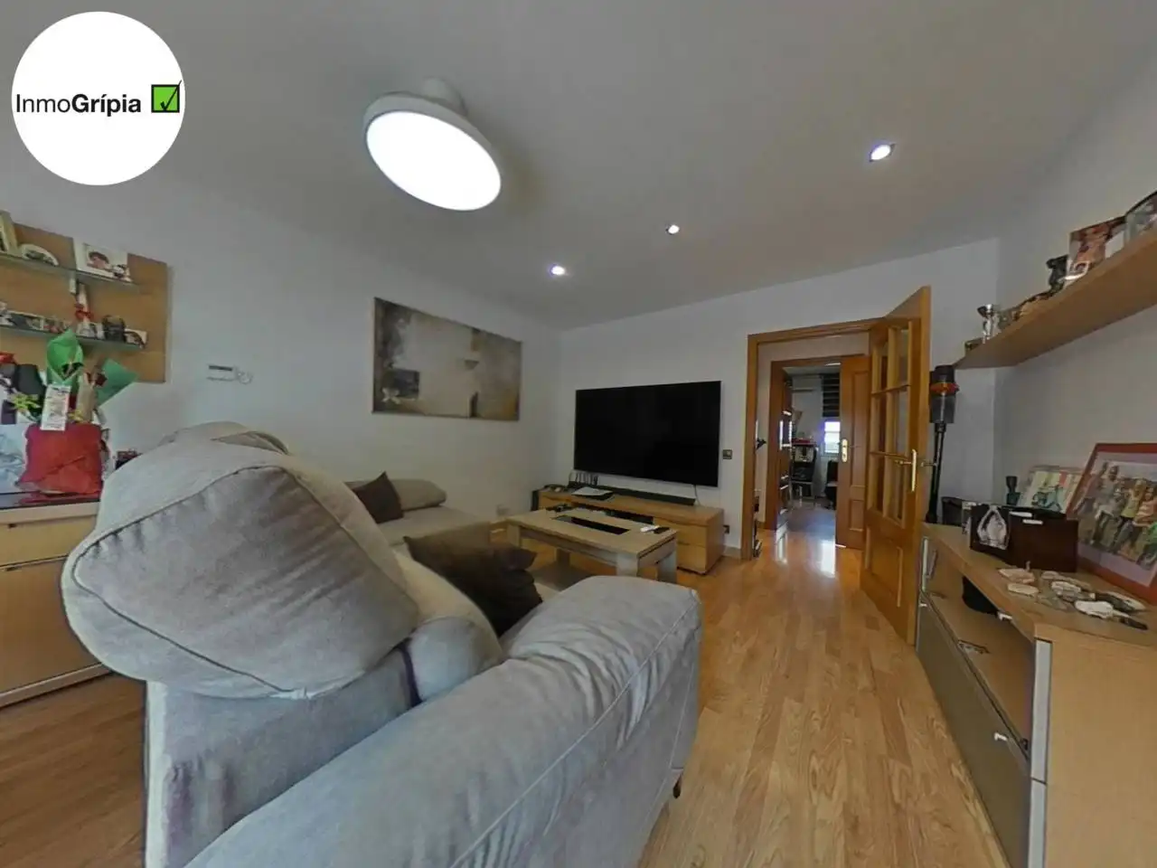 Living room of Houses for sale in Terrassa  with Air Conditioner, Heating and Parquet flooring