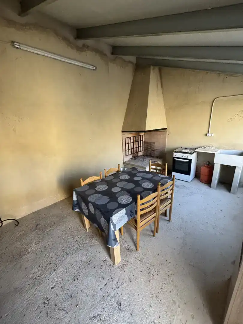 Country house zur Miete in Requena mit Balkon