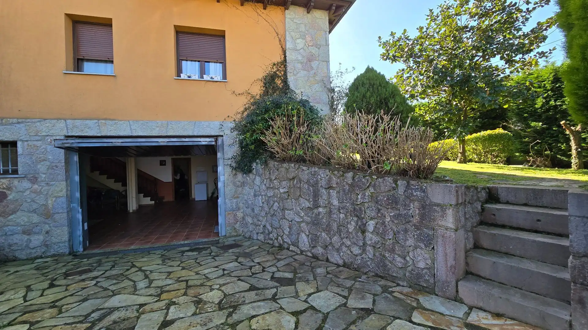 Garden of Houses for sale in Llanes  with Heating, Private garden and Terrace