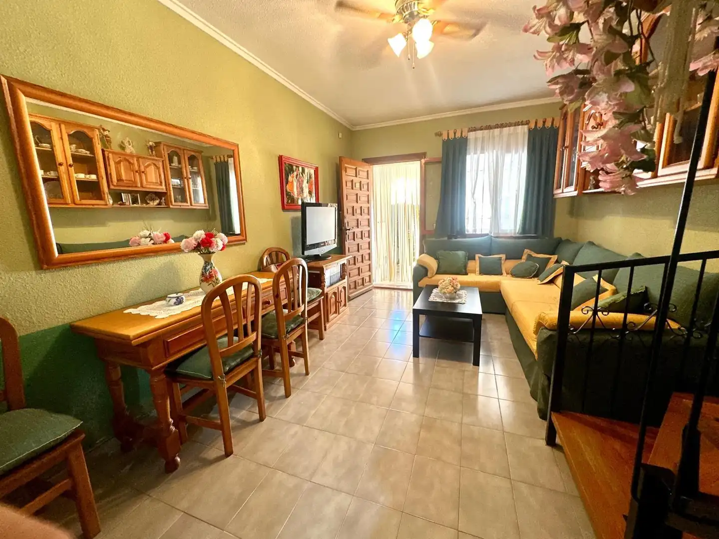 Sala d'estar de Casa o xalet en venda en Centro