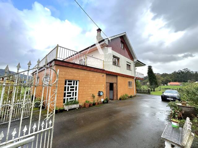Casa-chalet en Venta en Puente Viesgo