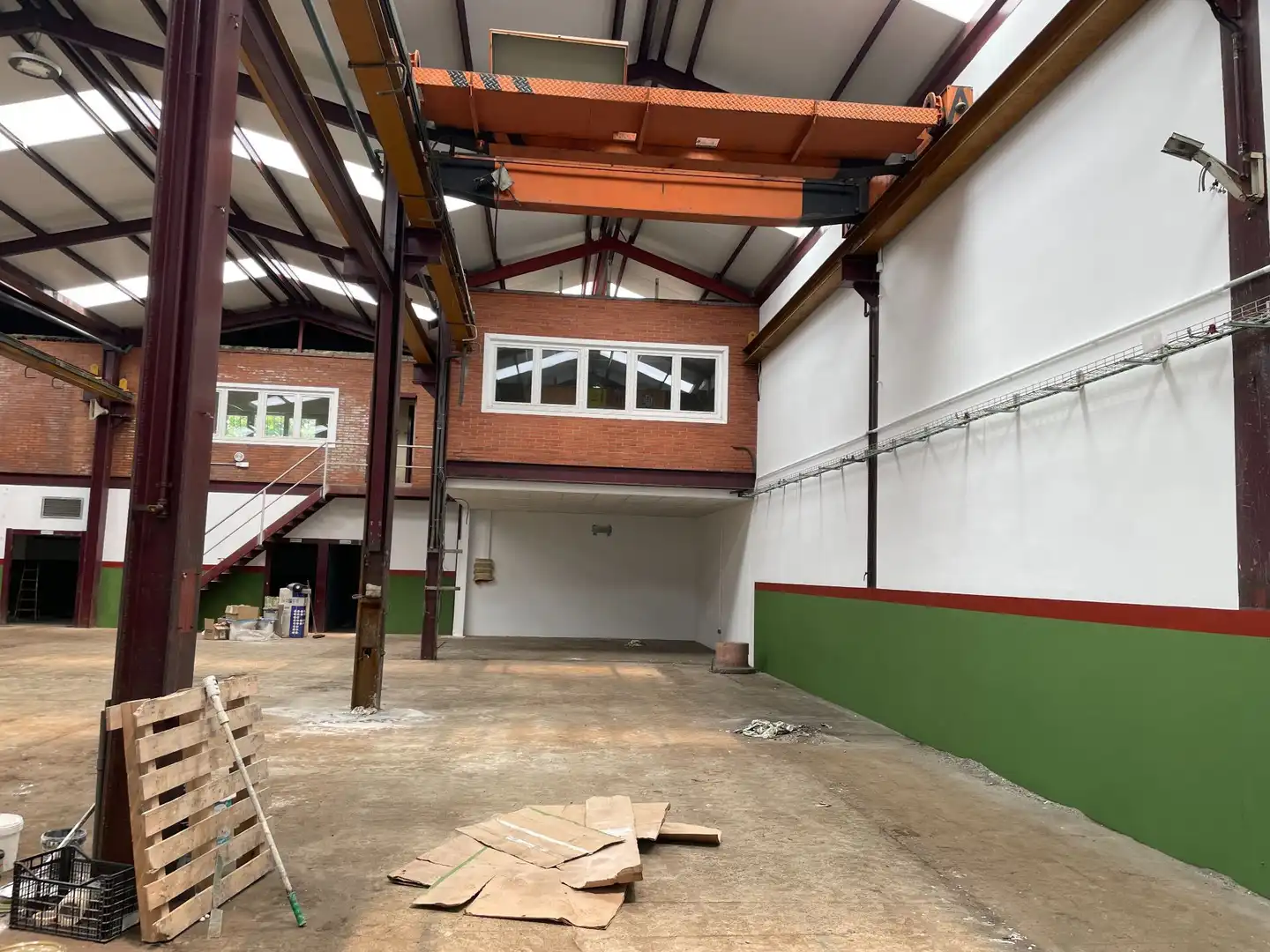 Vista exterior de Nave industrial en venta en Camargo