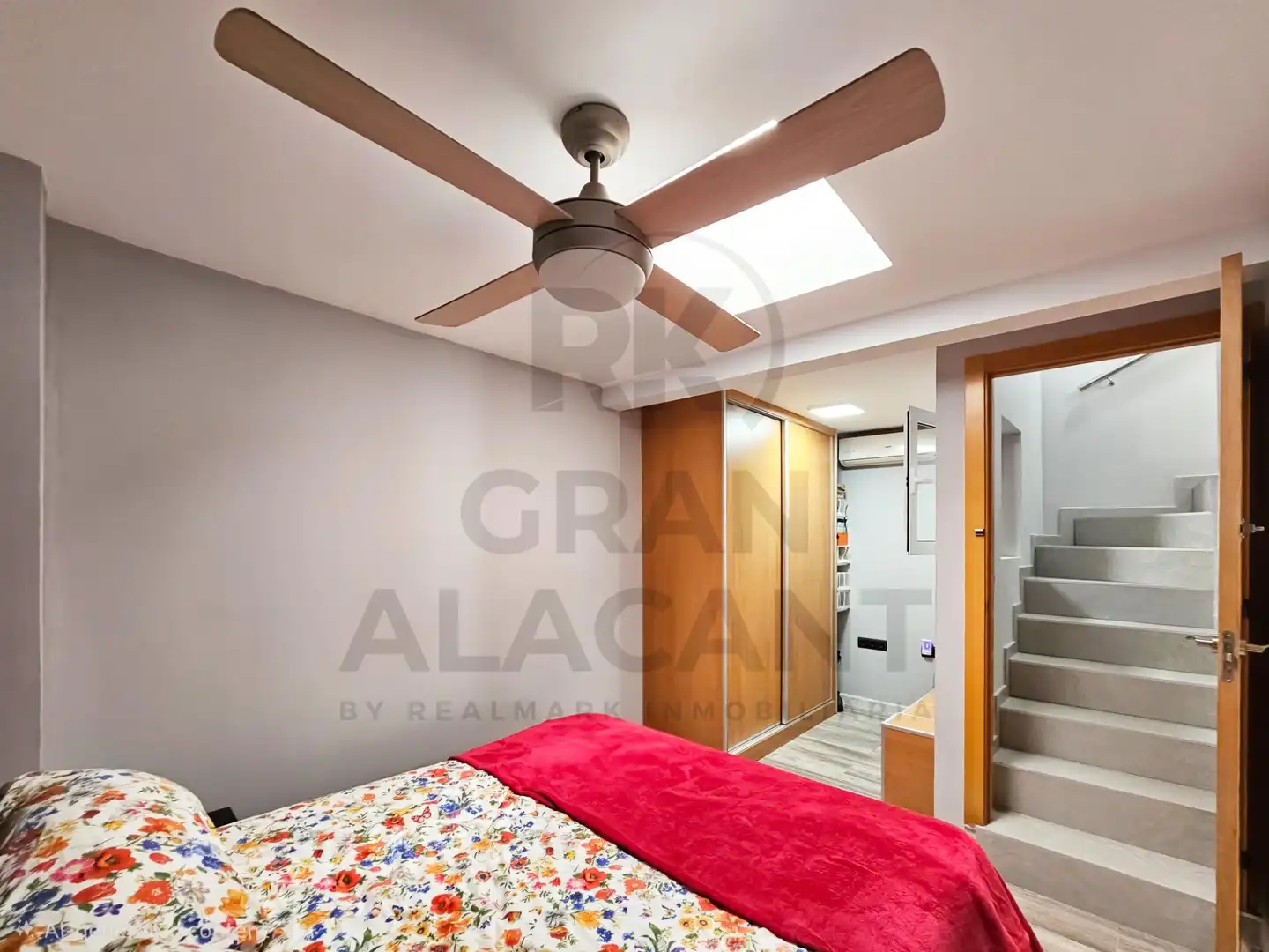 Habitación de Casa o chalet en venta en Santa Pola con Aire acondicionado, Calefacción y Jardín privado